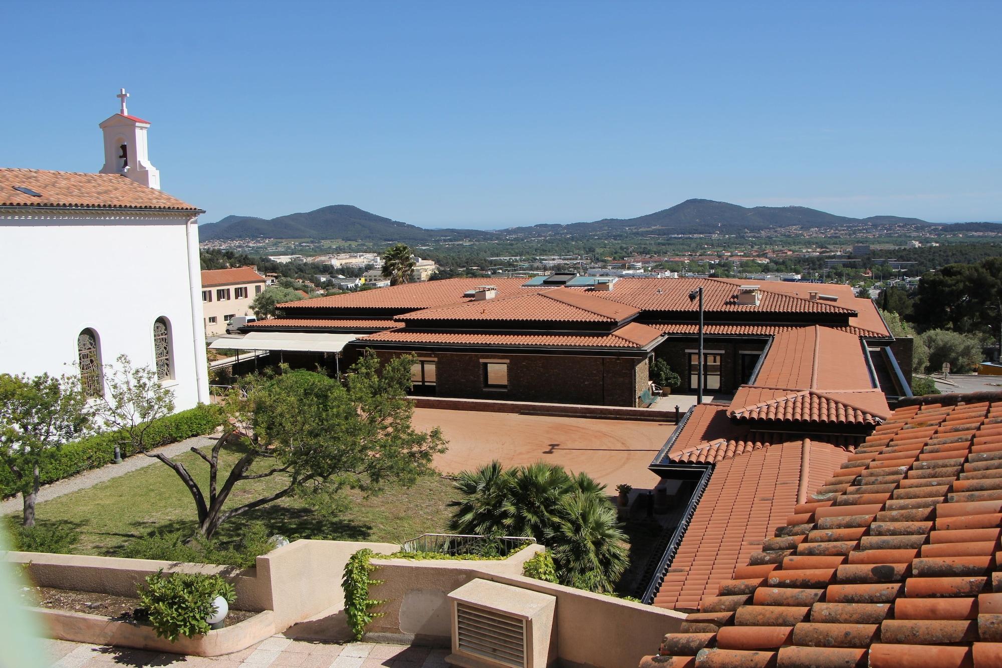 Domaine Des Gueules Cassees La Valette-du-Var Kültér fotó
