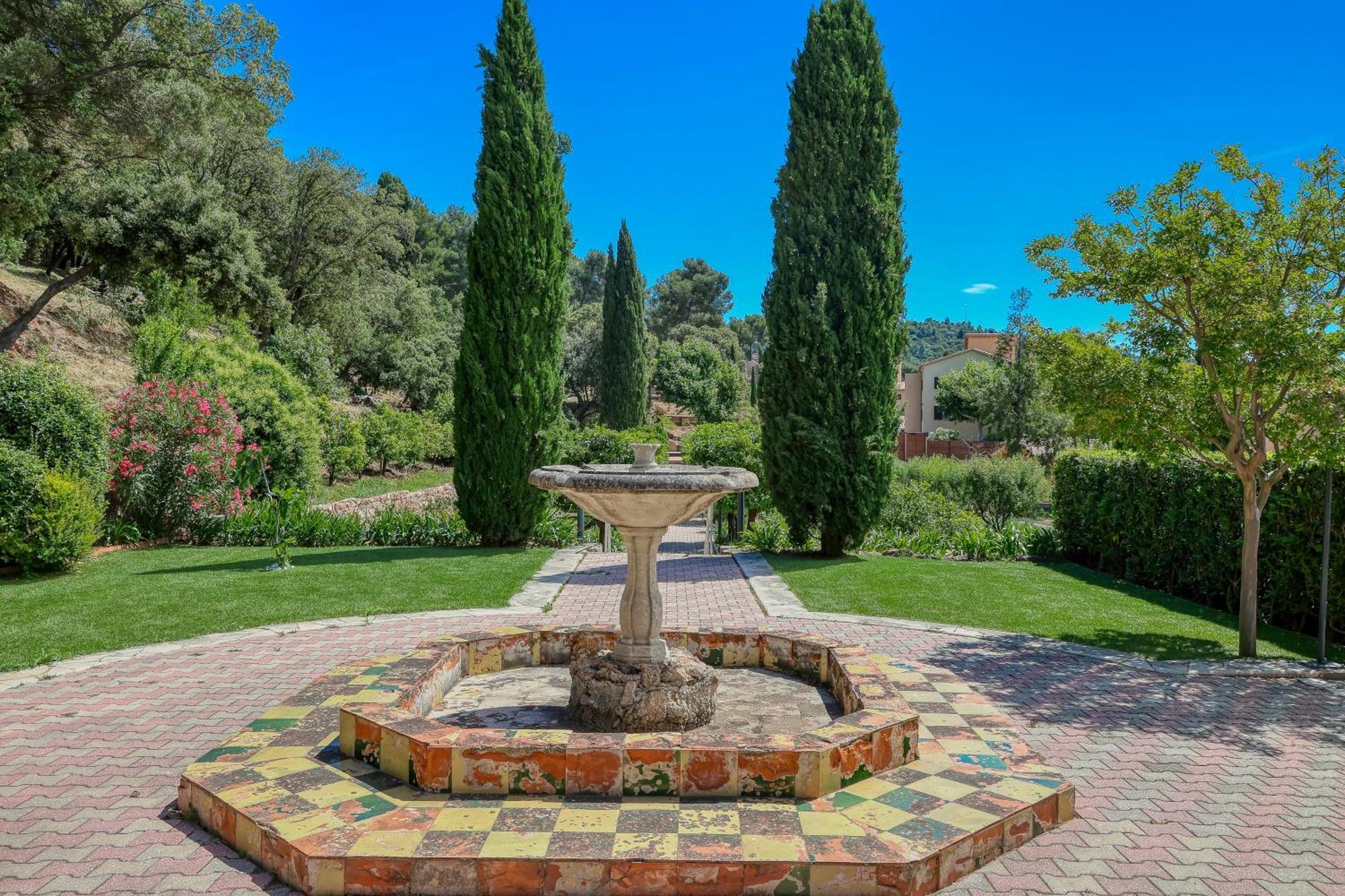 Domaine Des Gueules Cassees La Valette-du-Var Kültér fotó